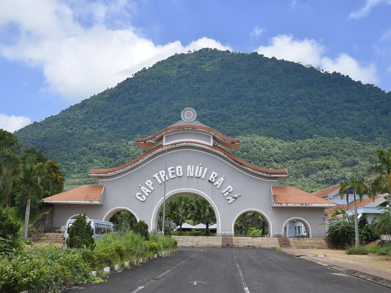 Núi Bà Rá